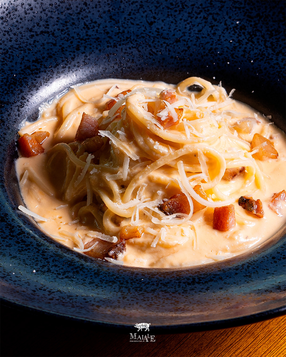 Carbonara do Maiale, com pancetta e parmesão.